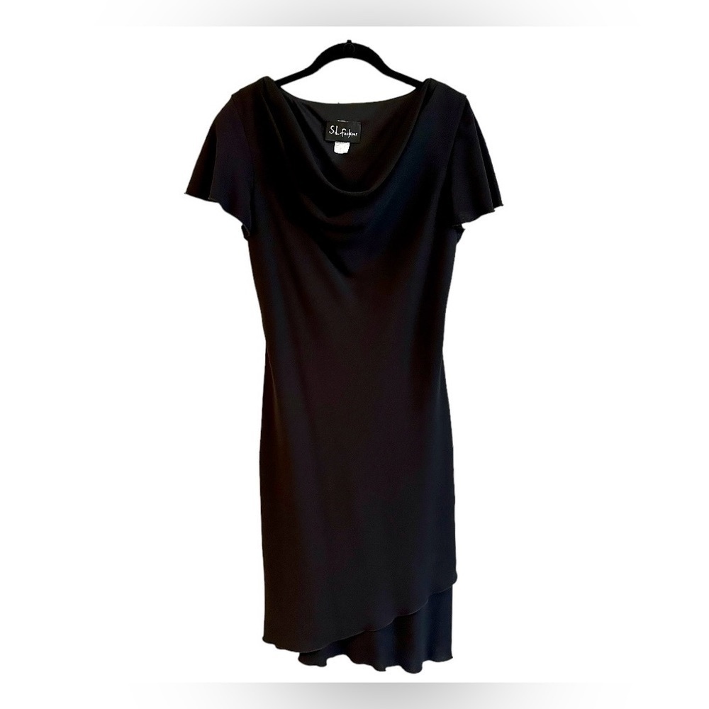 S.L. FASHIONS, SMART & PLEASING TO THE EYE, KNEE LENGTH, BLACK DRESS. SIZE 14